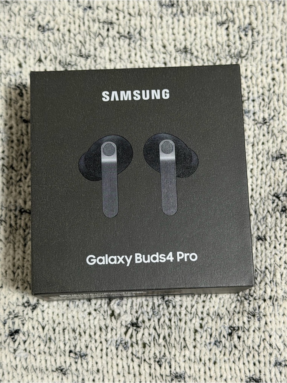 Samsung Galaxy Buds4 Pro - Black Wireless Earbuds with Charging Case